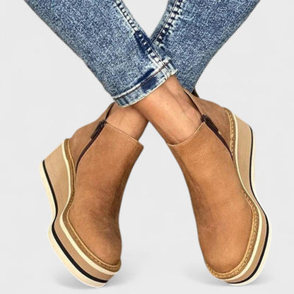 Women's Waterproof Shoes Elegant Design