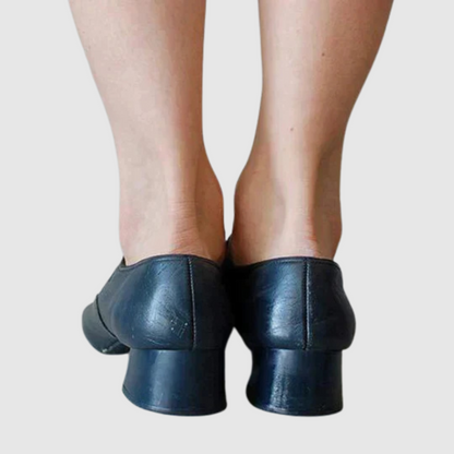 Women's Chelsea Classic Leather Boots Black