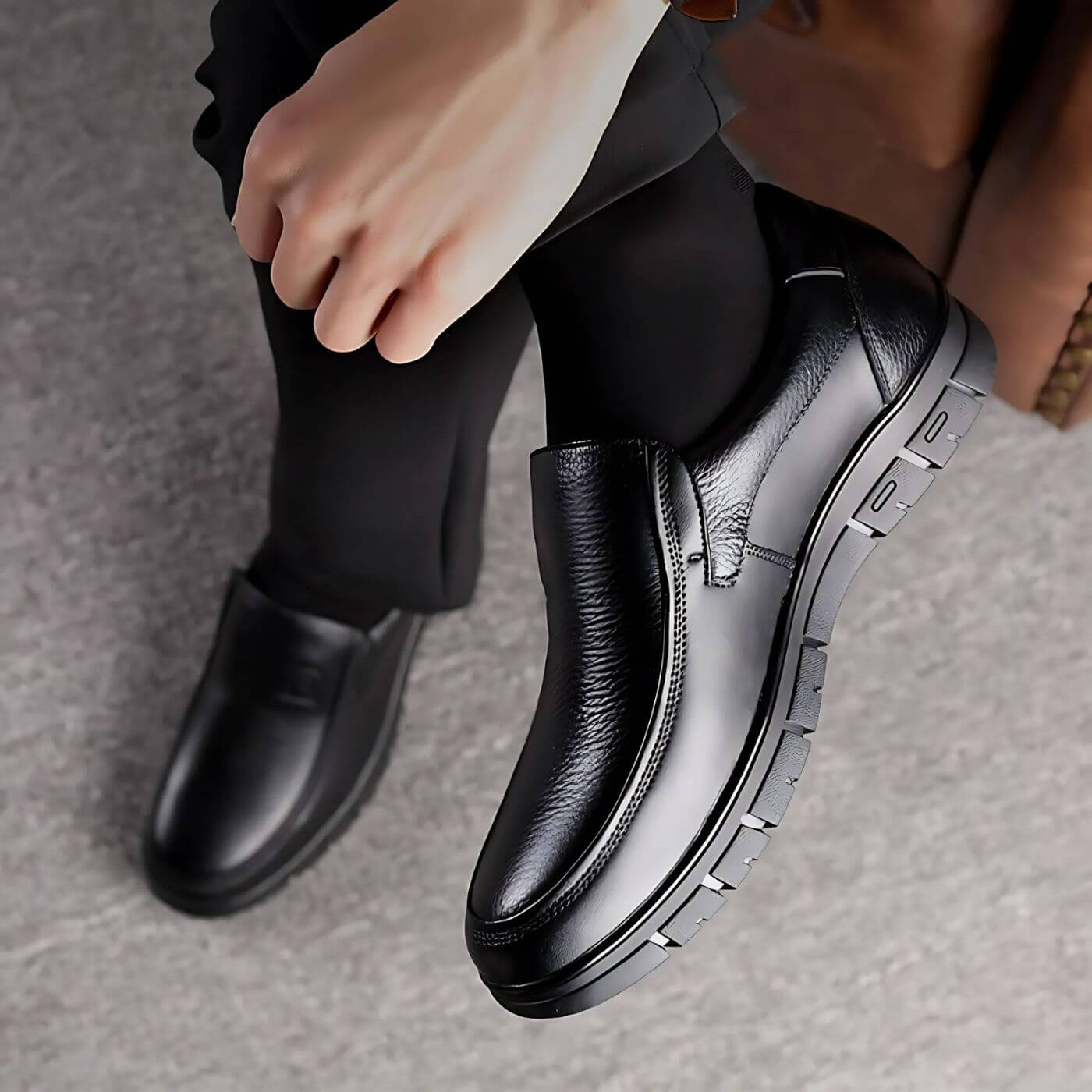 Elegant Mens Slip-On Shoes - VibreMode