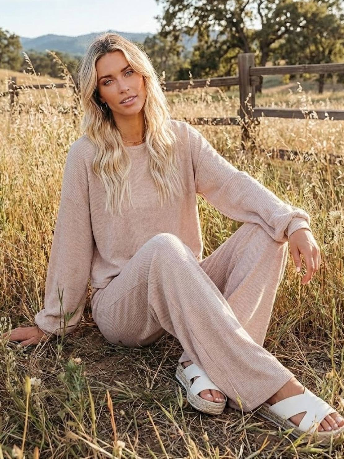 Women's Cropped Sweatshirt Lounge Set