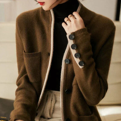 Women's Cardigan Sweater With 4 Pockets - VibreMode