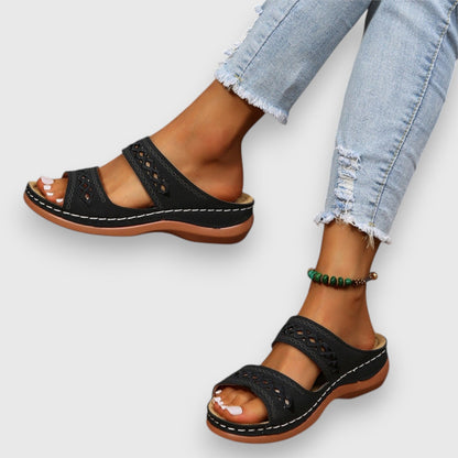 Comfy Women's Wide Width Sandals