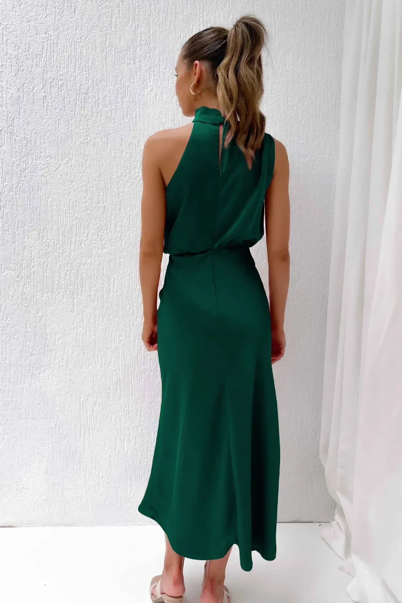 Elegant Women's Halter Evening Dress