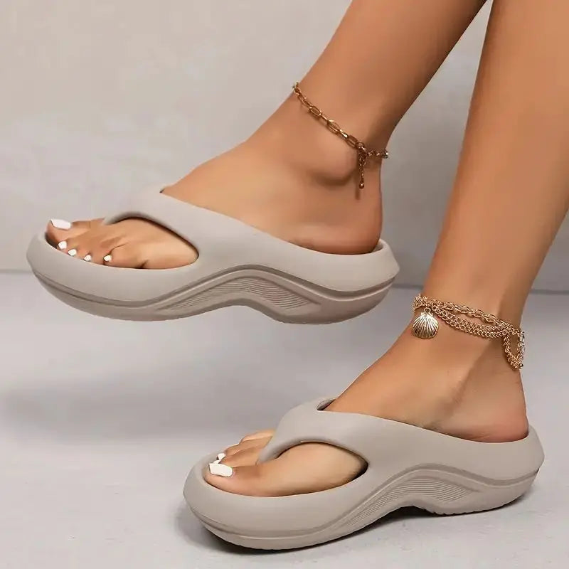 Comfortable Ladies Foam Flip Flops - VibreMode