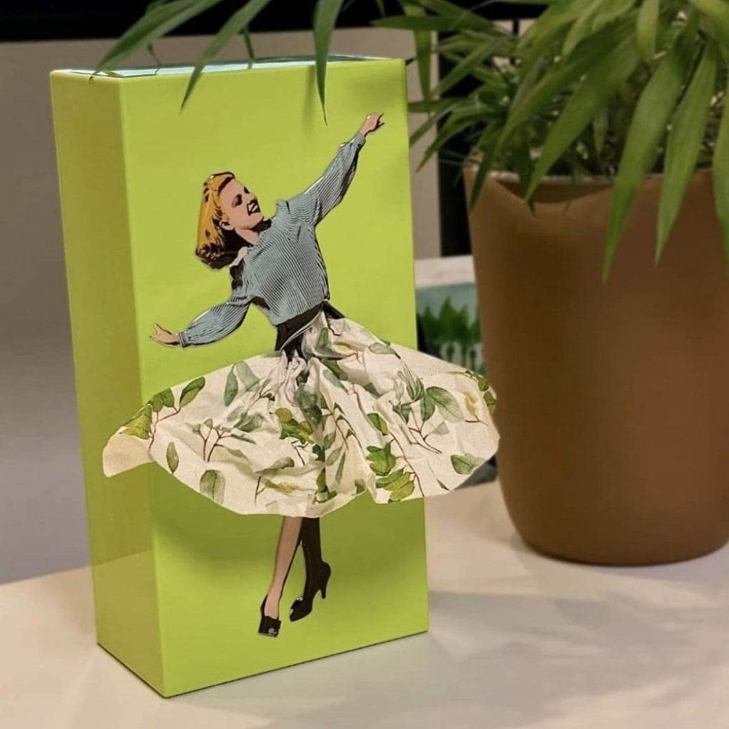 Women's Floral Flying Skirt Tissue Box