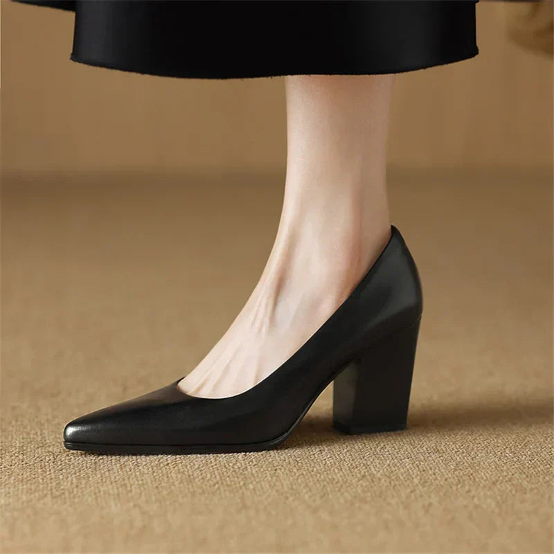 Venetia Women's Pointed Toe Block Heel Pumps