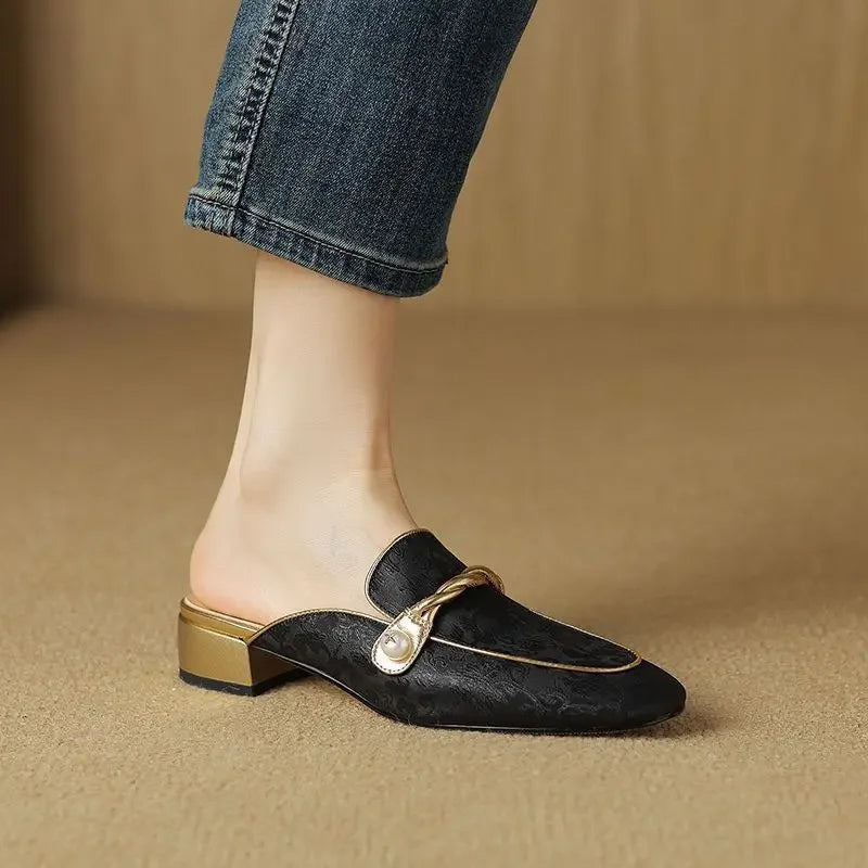 Women's Floral Embossed Square Toe Sandals - VibreMode