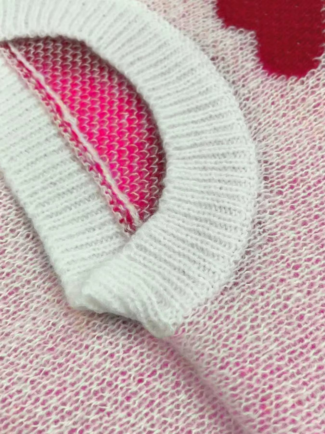 Women's Graphic Heart Pattern Sweater