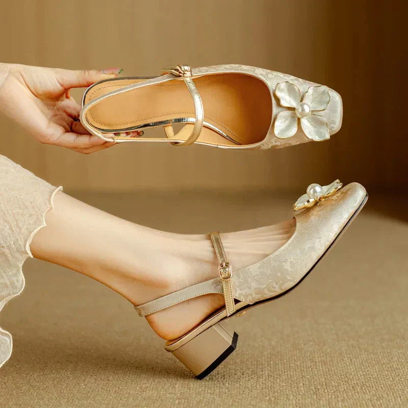 Women's Floral Pumps Block Heel Jacquard Strap - VibreMode