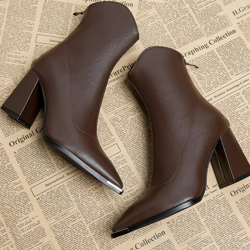 Women's Chelsea Leather Boot