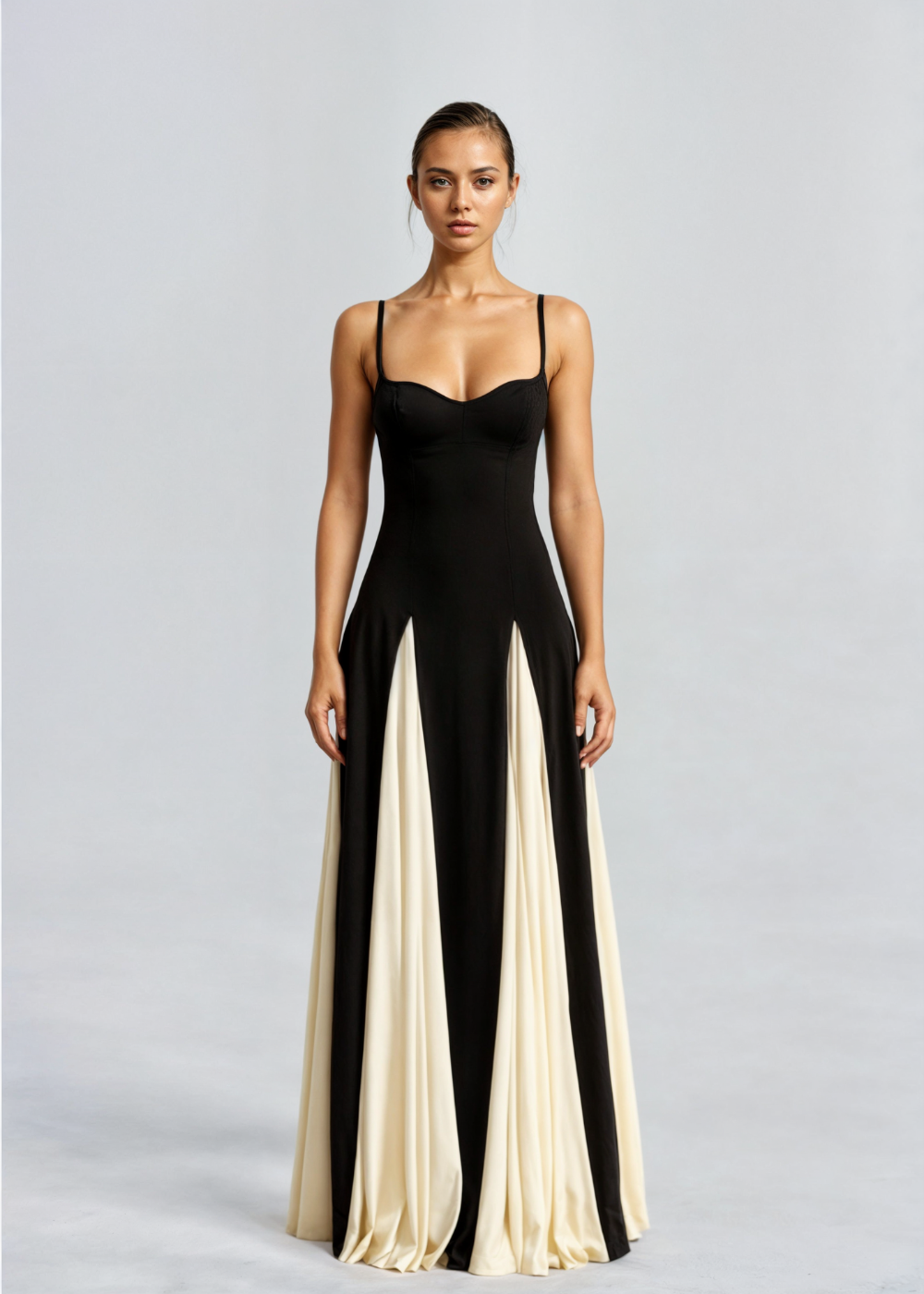 Women's Elegant Maxi Dress - VibreMode