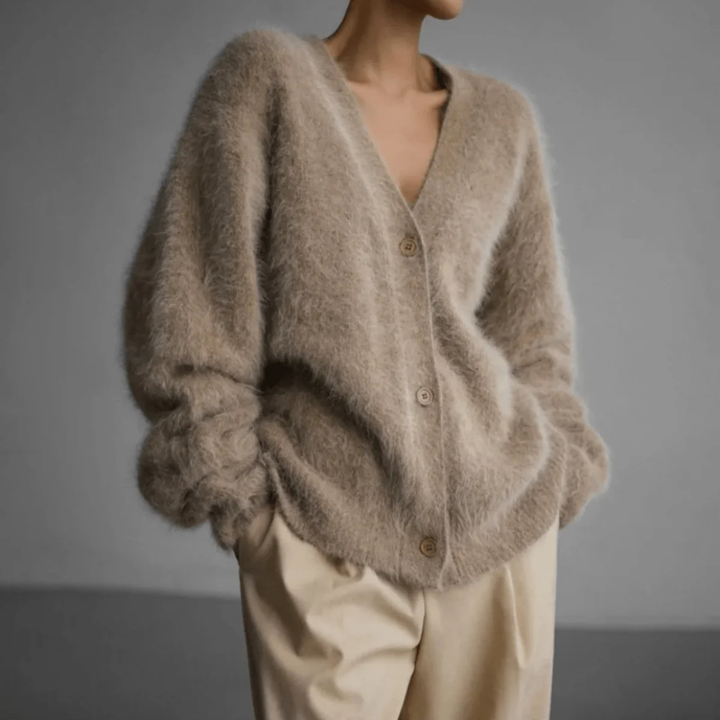 Women's Fine Knit Cardigan Sweater - VibreMode