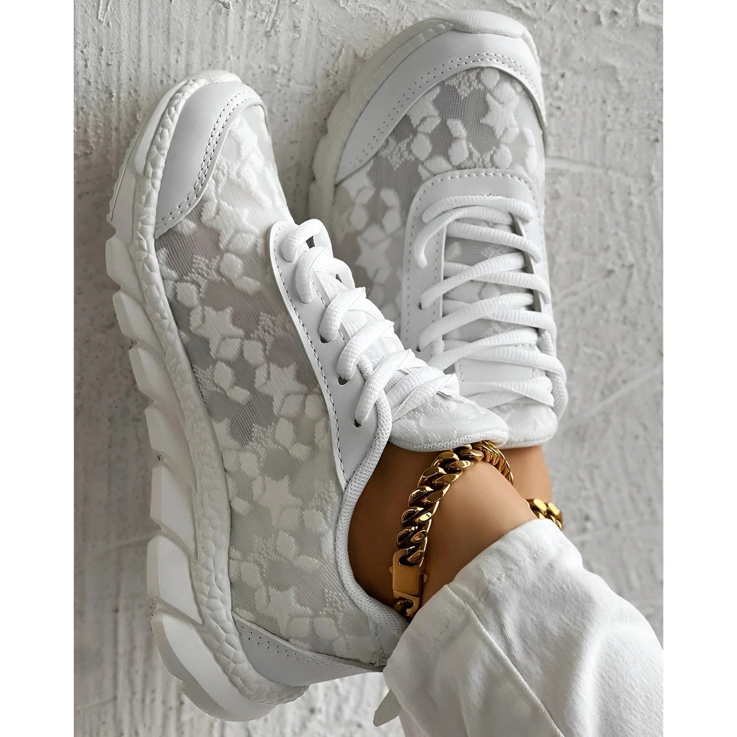 Women's Lace Sneakers Chunky Sole Black
