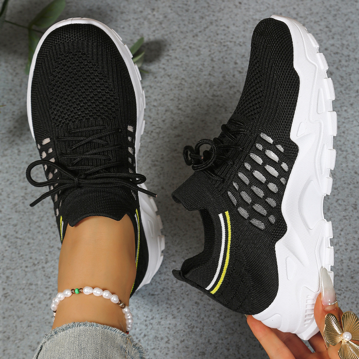 Women's Mesh Lace-Up Walking Sneakers Chunky Sole
