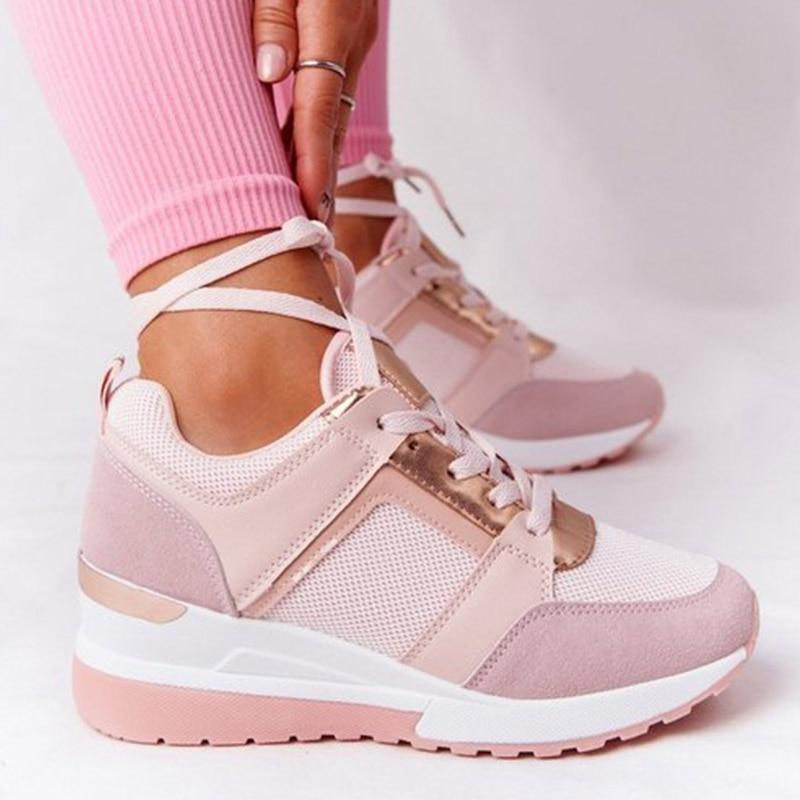 Shiny Mesh Tie-Up Running Shoes