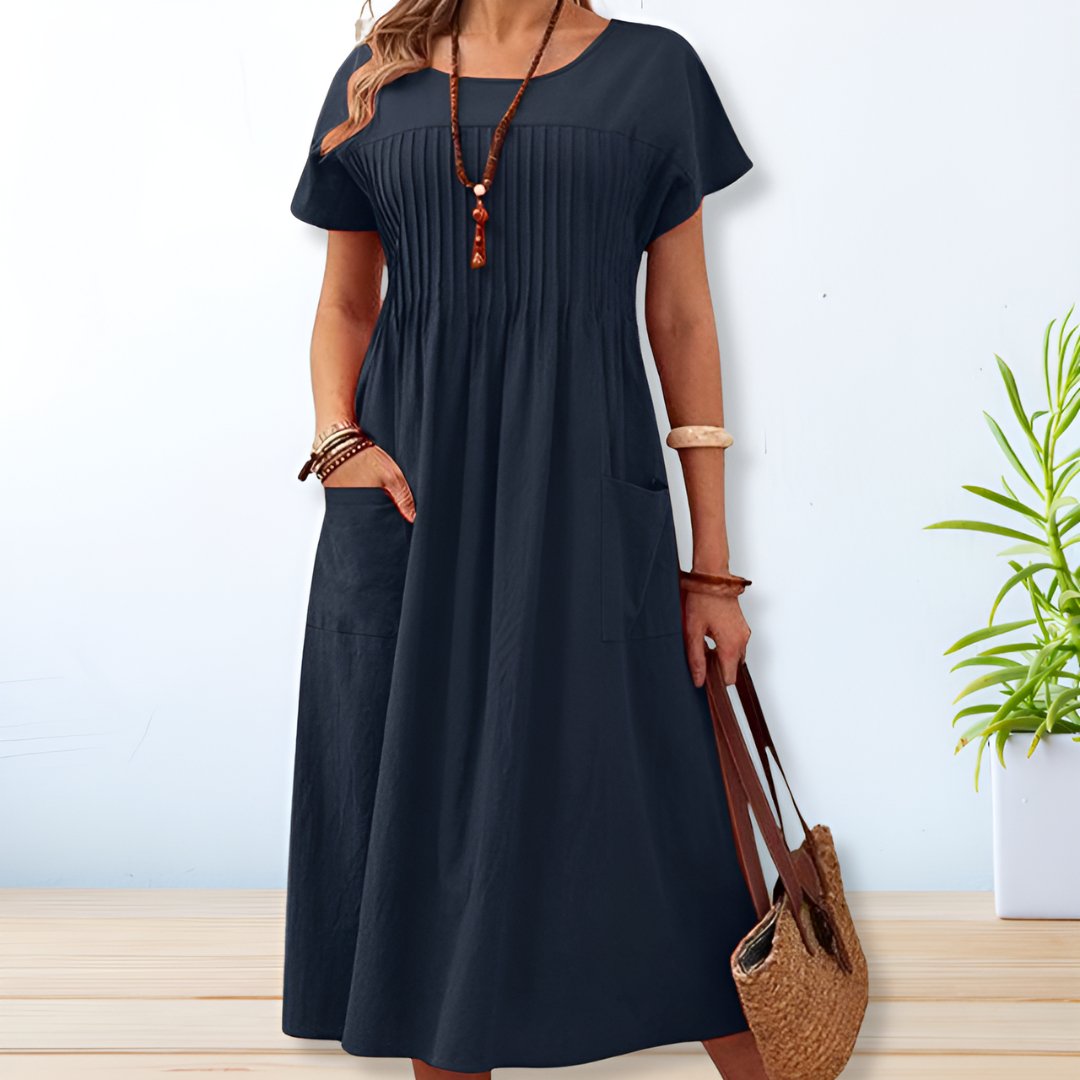 Women's Short Sleeve Pleated Dress