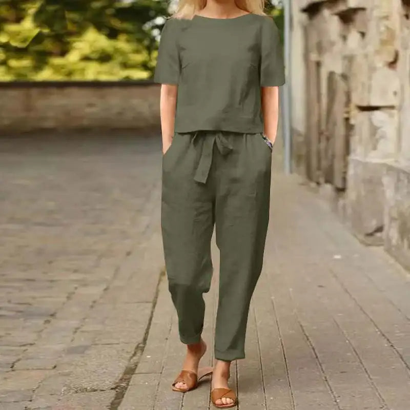 Image of Brooklyn | Women's Cropped Two-Piece Set