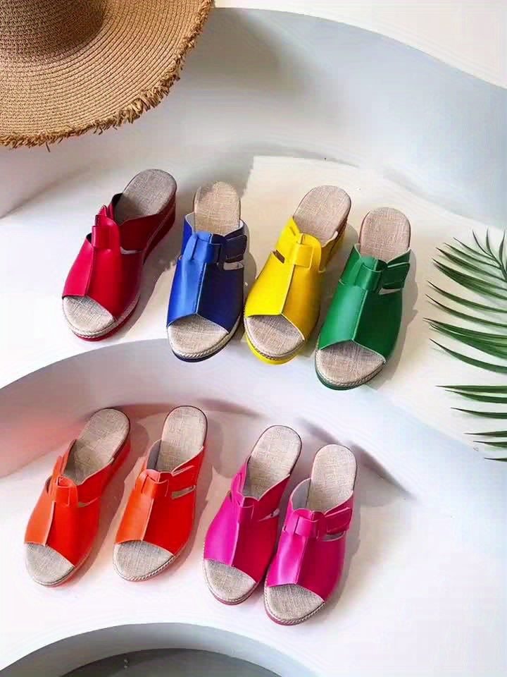 Aster Women's Flat Sandals