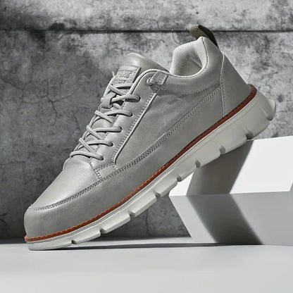 Men's Lace-Up Sneakers Rounded Toe