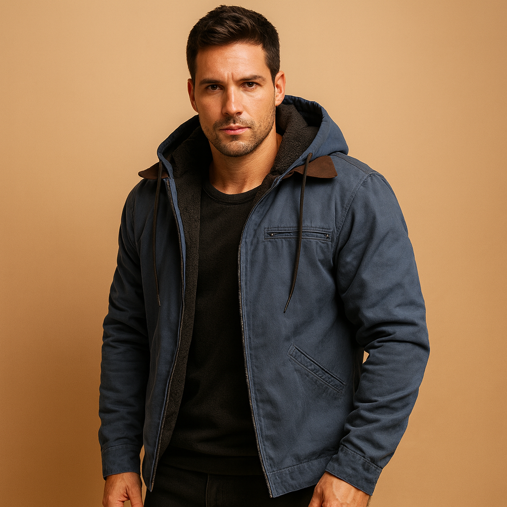 Men’s classic hooded zip-up sweatshirt with soft inner lining and relaxed fit, suitable for everyday wear during autumn, winter, and early spring.