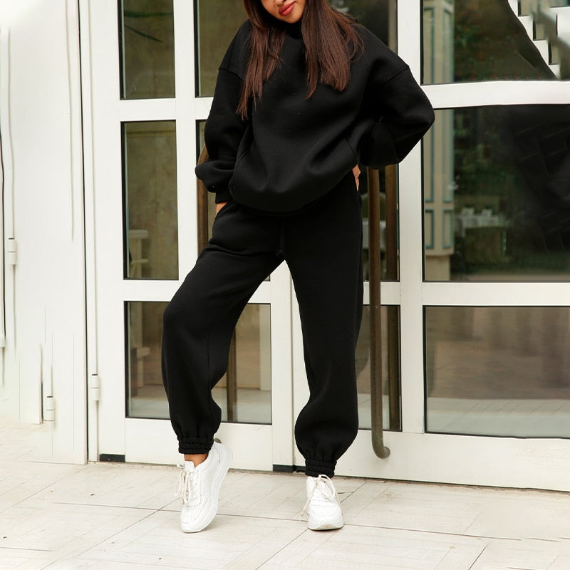 Women's Relaxed Fit Hoodie Sweatpants Set - VibreMode