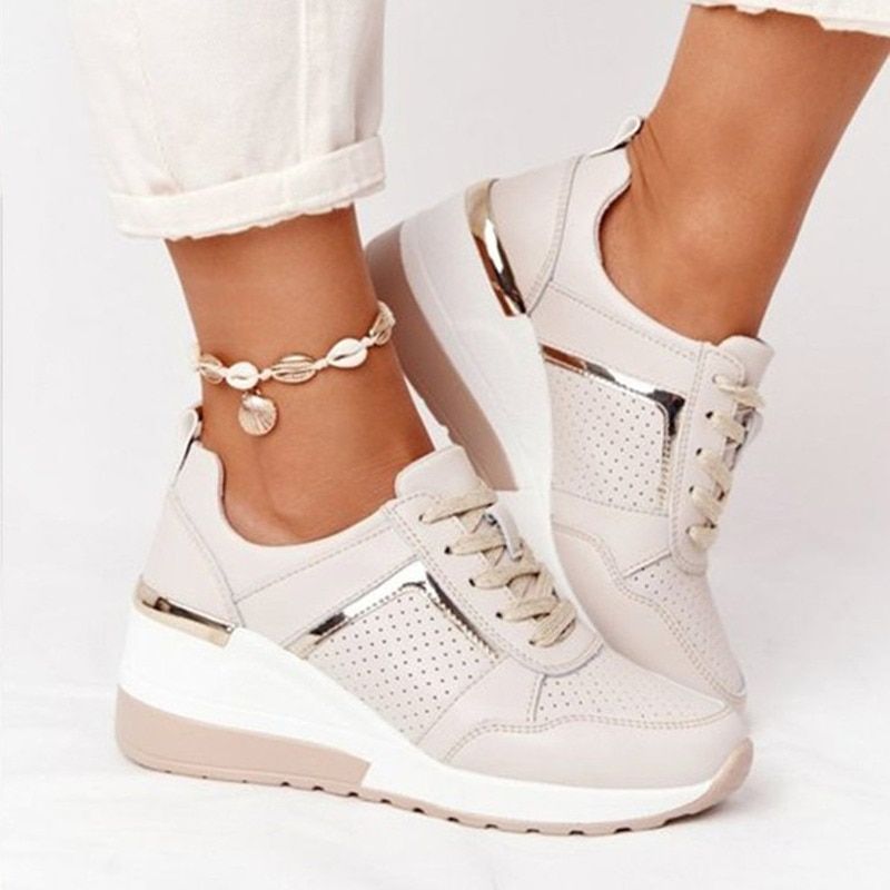 Women's Slip-On Sneakers Comfortable Fit - VibreMode