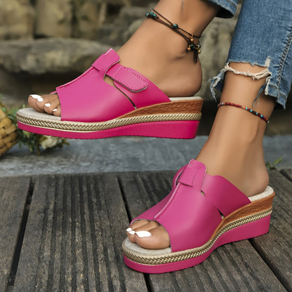 Aster Women's Flat Sandals