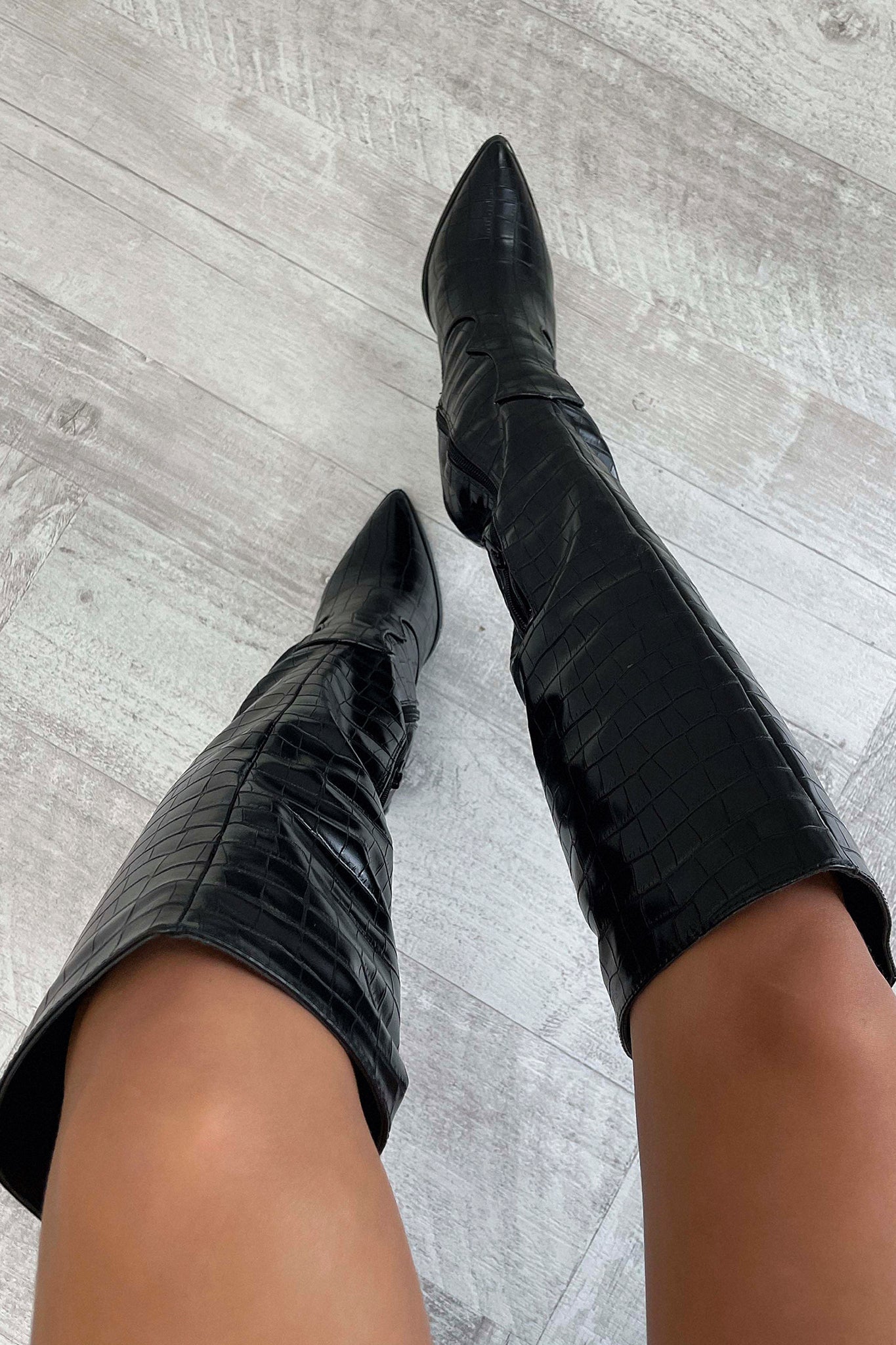 Women's Knee-High Boots Black Crocodile Leather