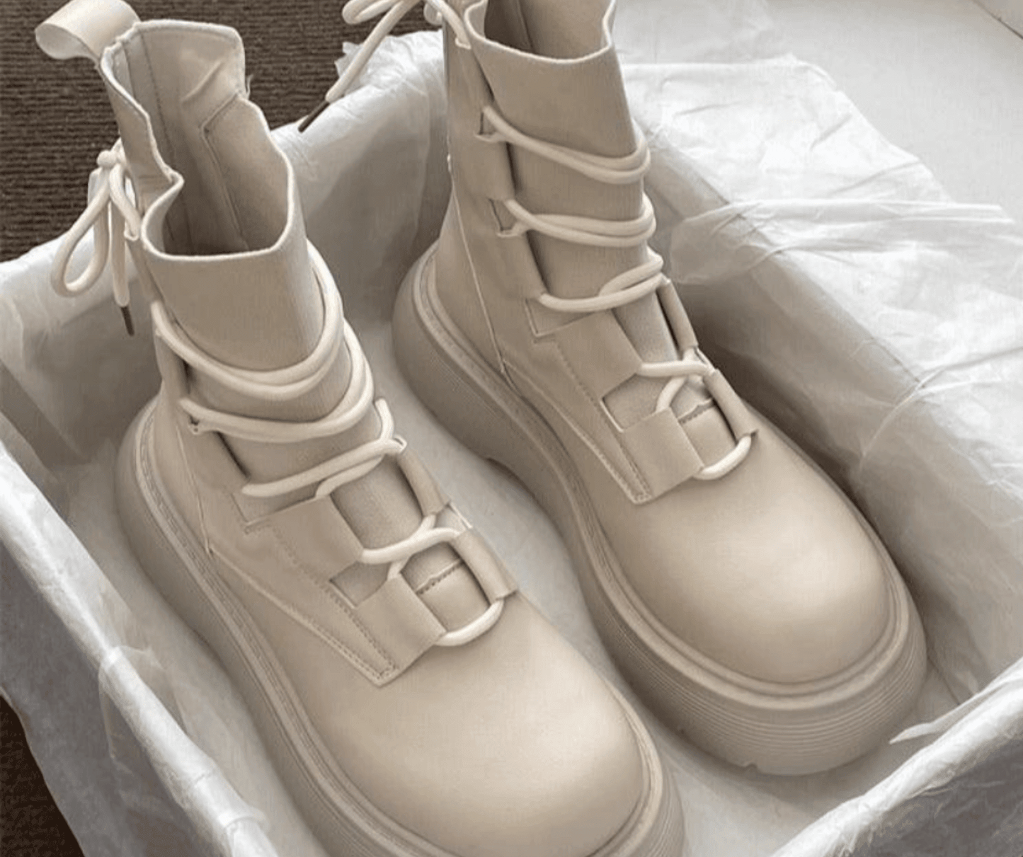 Elegant Women's Winter Boots
