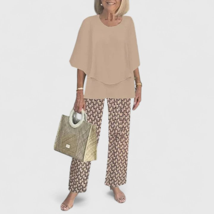 Relaxed Floral Print Blouse and Loose Fit Pants Set
