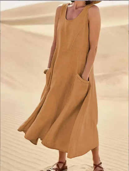 Women's Scoop Neck Dress with Front Pocket