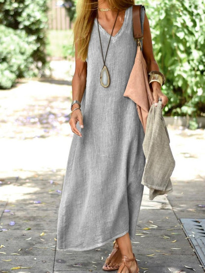 Women's Sleeveless V-Neck Maxi Dress - VibreMode