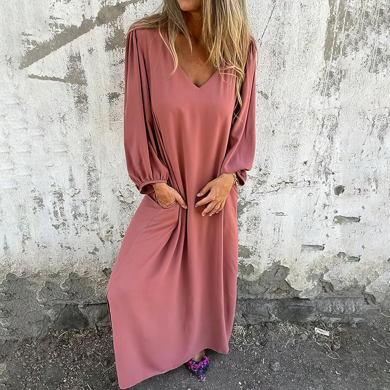 Elegant Long Maxi Dress with Side Pockets