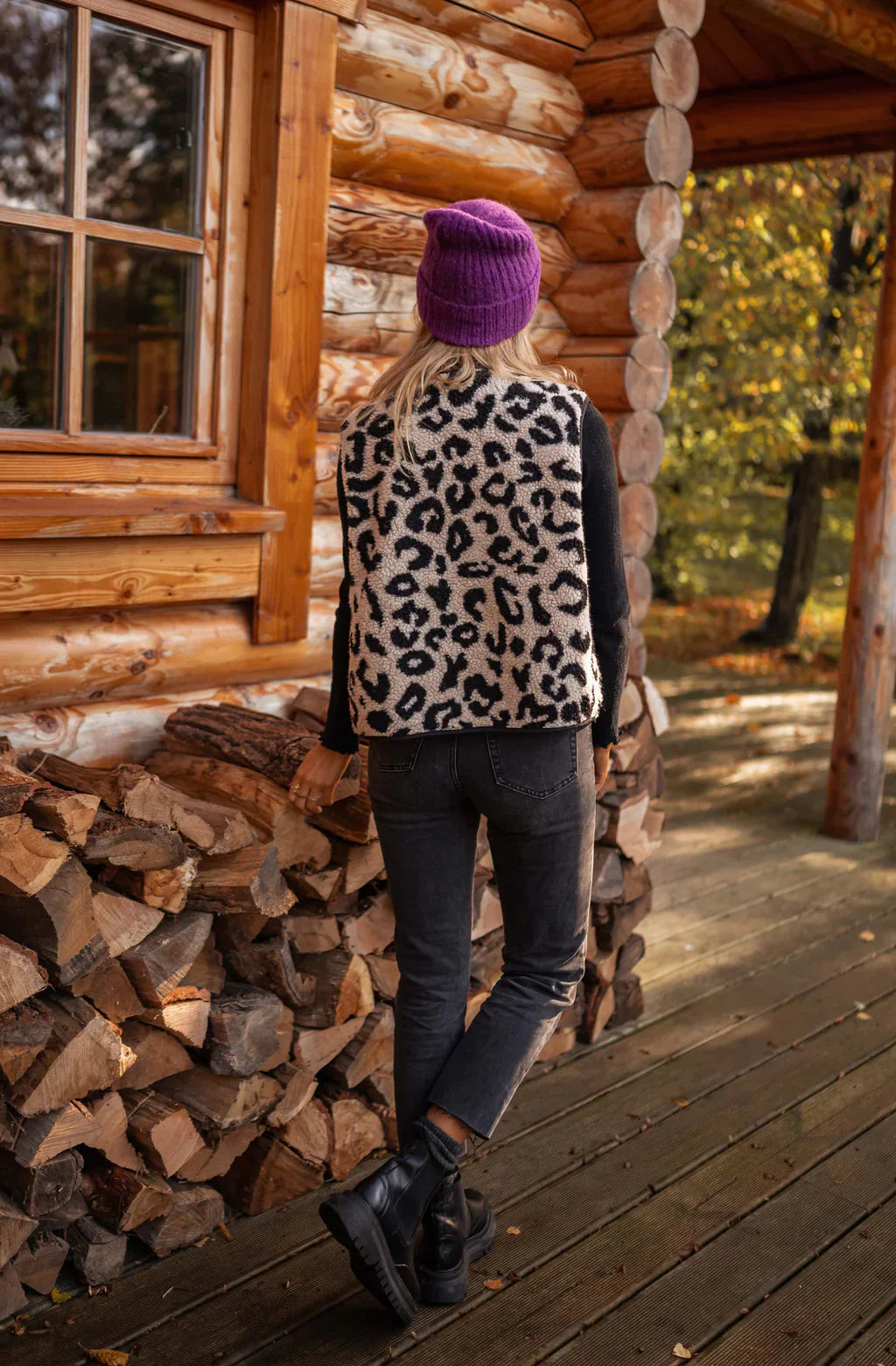 Image of Libby | Women's Leopard Print Sleeveless Vest