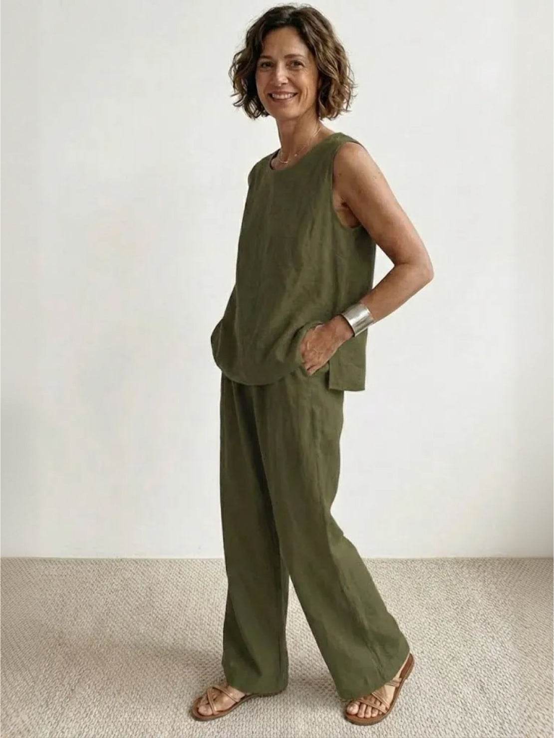 Women's Sleeveless Tank And Pants Set