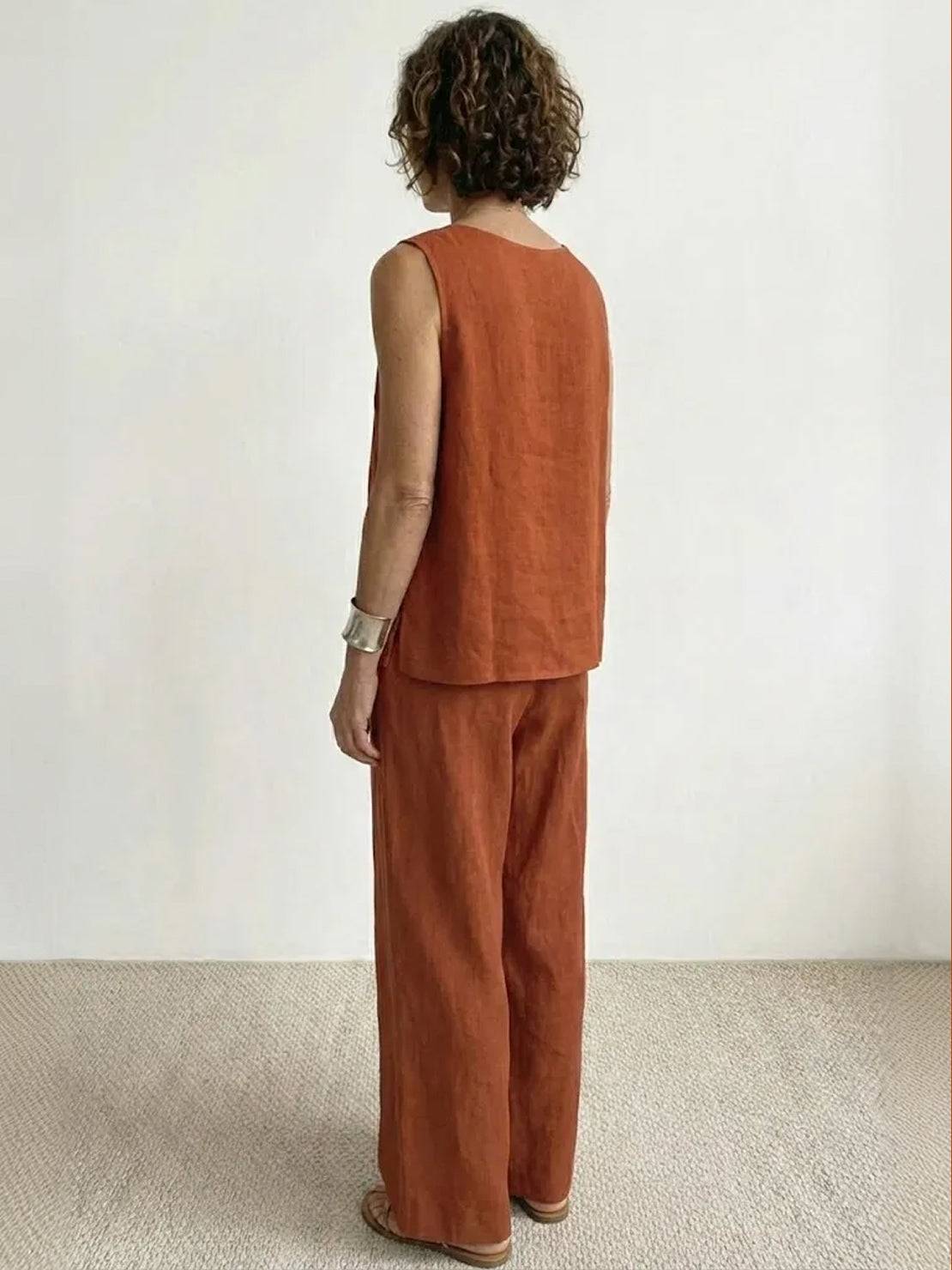 Women's Sleeveless Tank And Pants Set