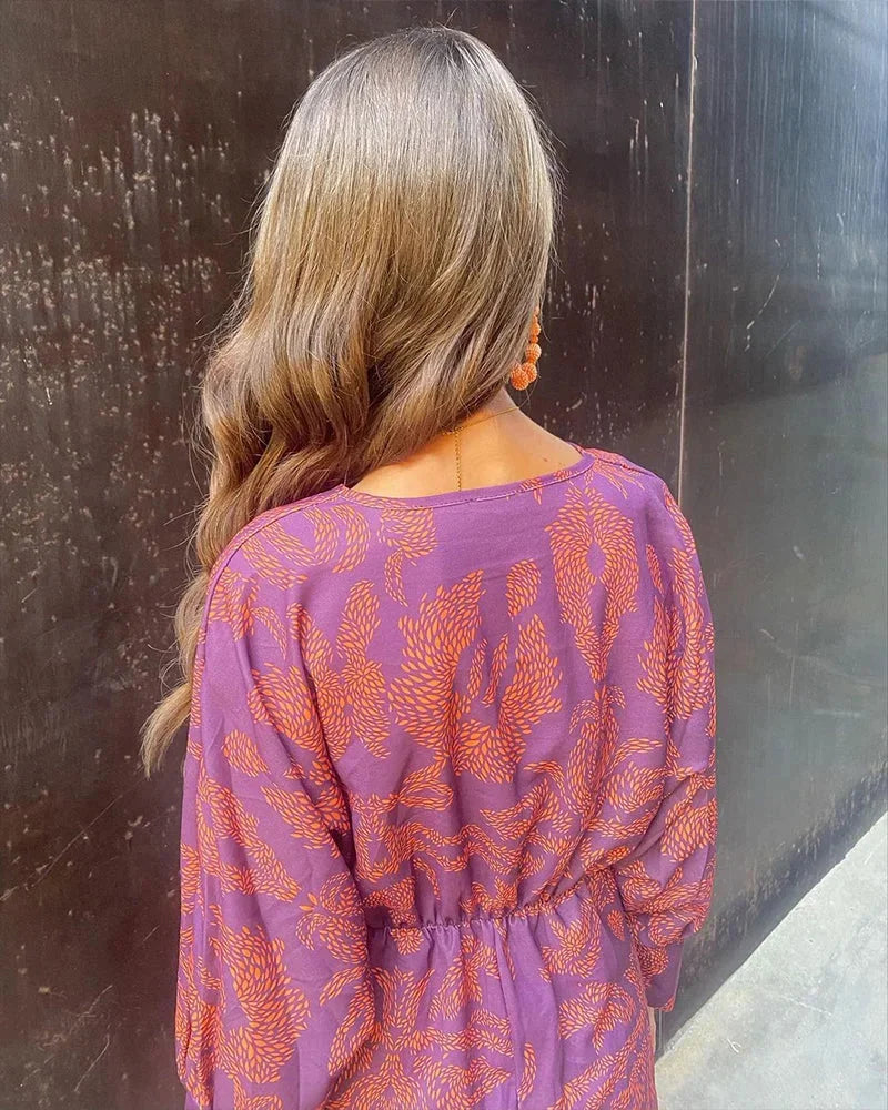 Casual V-Neck Midi Dress with Sleeves