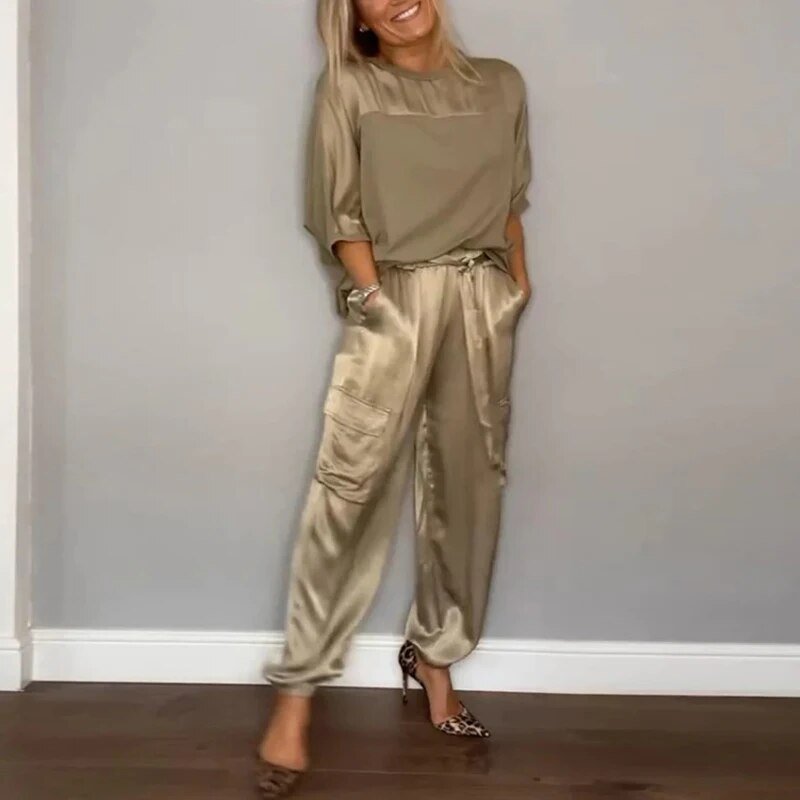 Women's Relaxed Fit Pants Set With Pockets - VibreMode