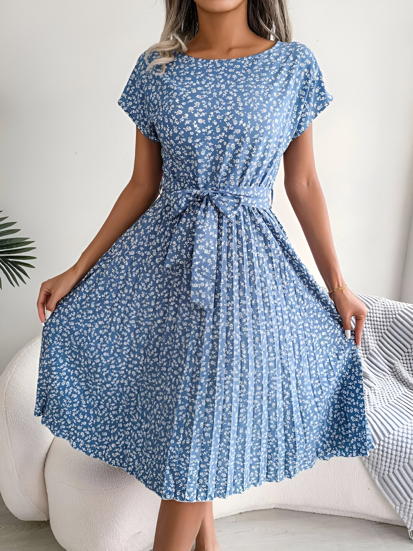 Women's Pleated Flower Dress