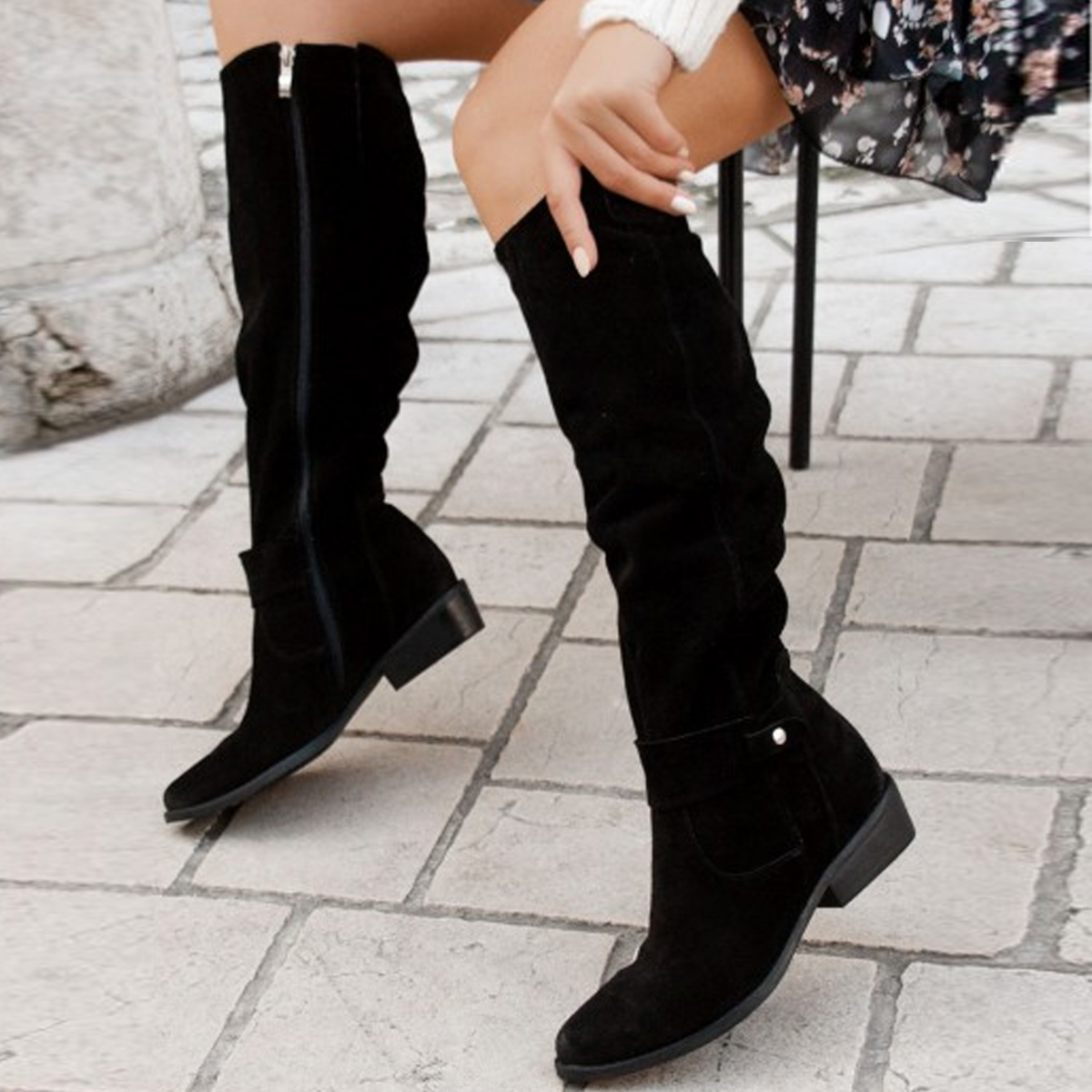 Women's Flat Boots Closed Toe