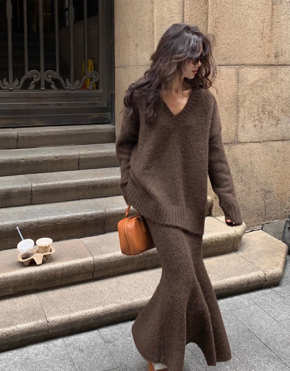 Women's V-Neck Sweater Set - VibreMode