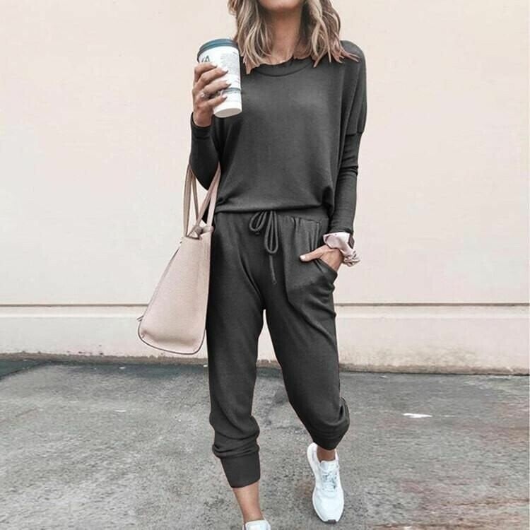 Women's Two Piece Straight Sleeve Set