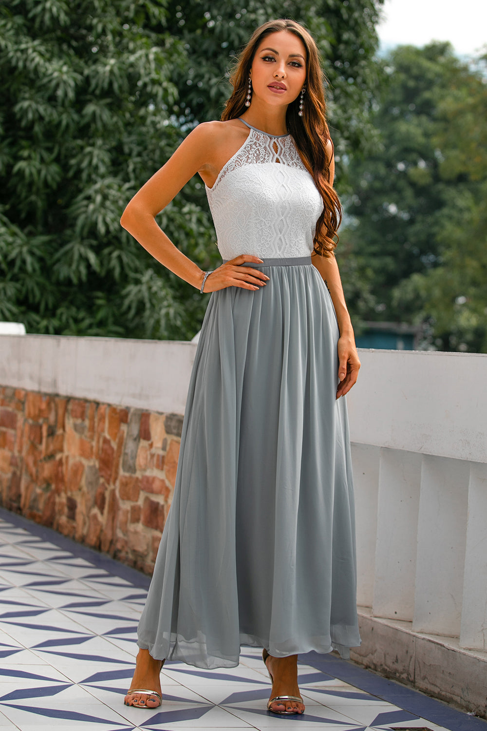 Women's Sleeveless Maxi Dress Lace Bodice Color Block - VibreMode