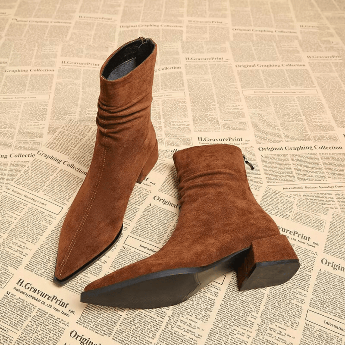 Women's Pointed Toe Boots Folded Detail
