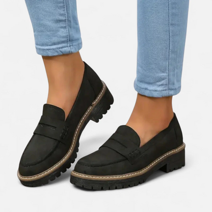 Women's Faux Suede Loafers Lug Sole Moc Toe - VibreMode